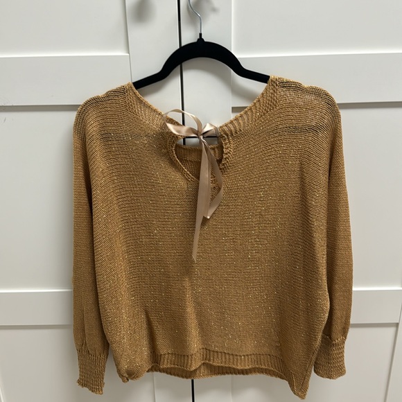 Gold/Brown top NEVER WORN - Picture 3 of 3